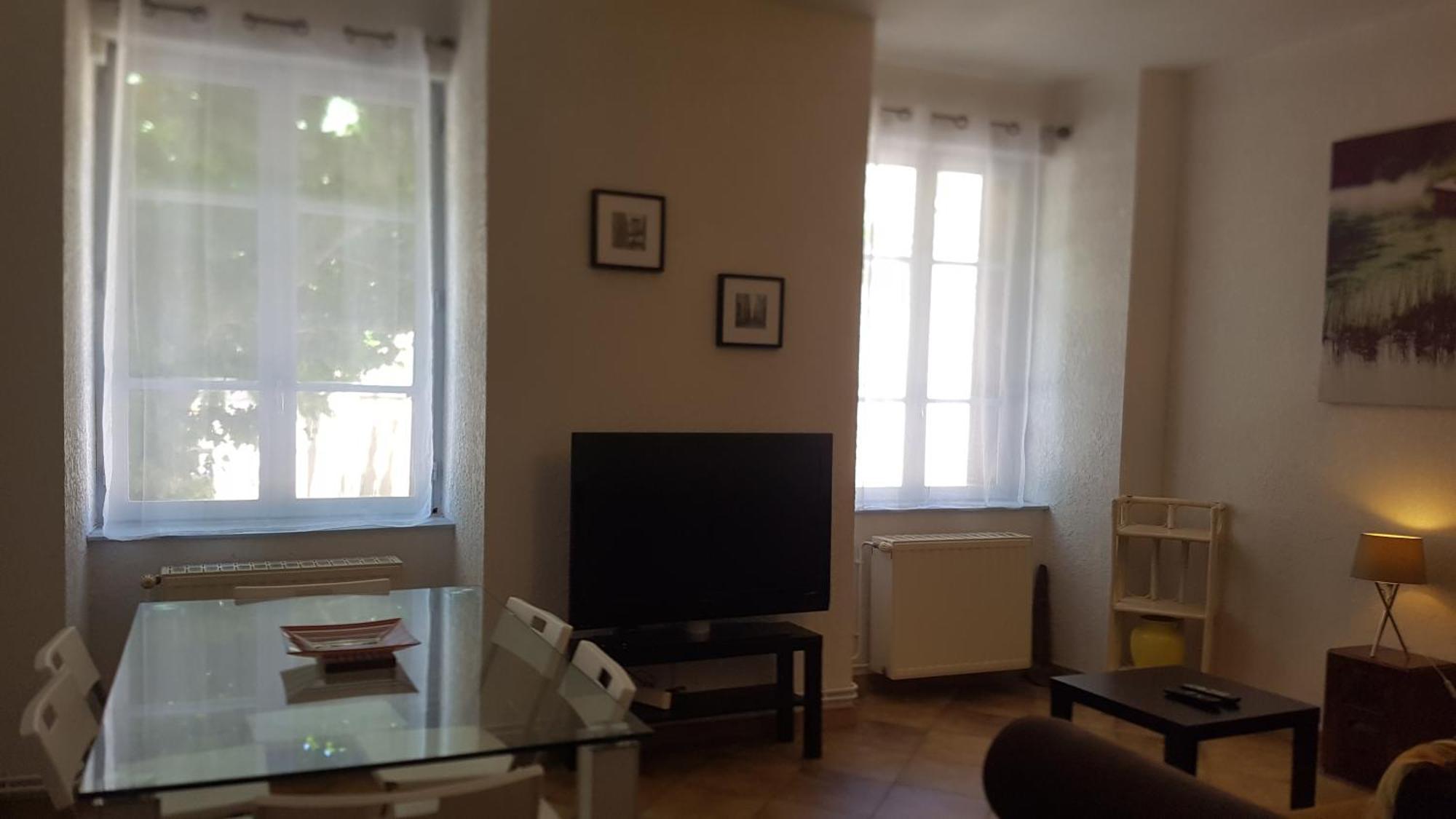 Appartements Coeur De Village Saint-Jean-du-Bruel Room photo